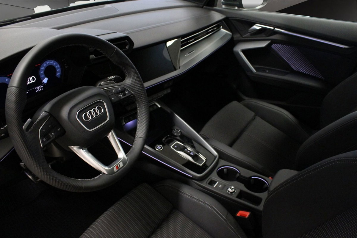 Audi A3 Sportback 35 TDI S tronic S line edition (10)