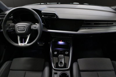 Audi A3 Sportback 35 TDI S tronic S line edition (15)