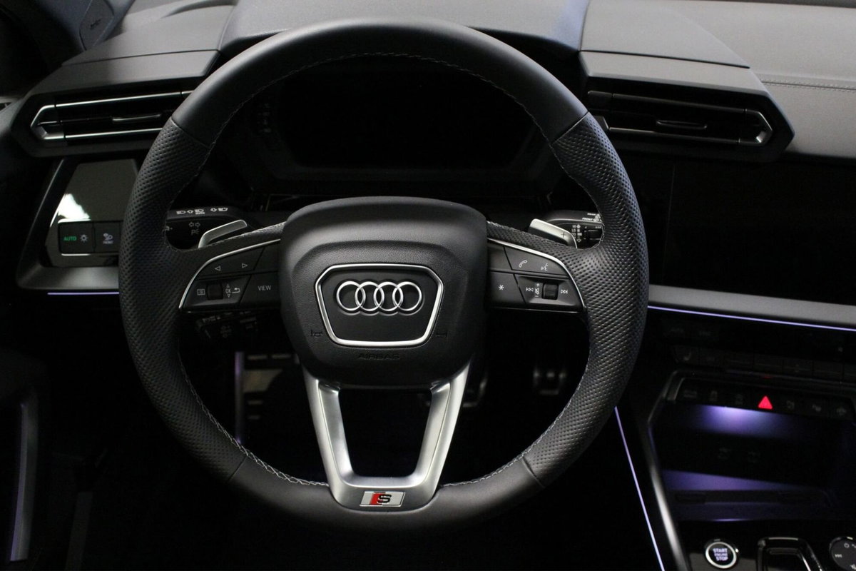 Audi A3 Sportback 35 TDI S tronic S line edition (16)