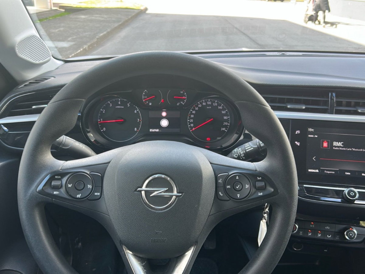 Opel Corsa 1.5 D 100 CV Edition (12)
