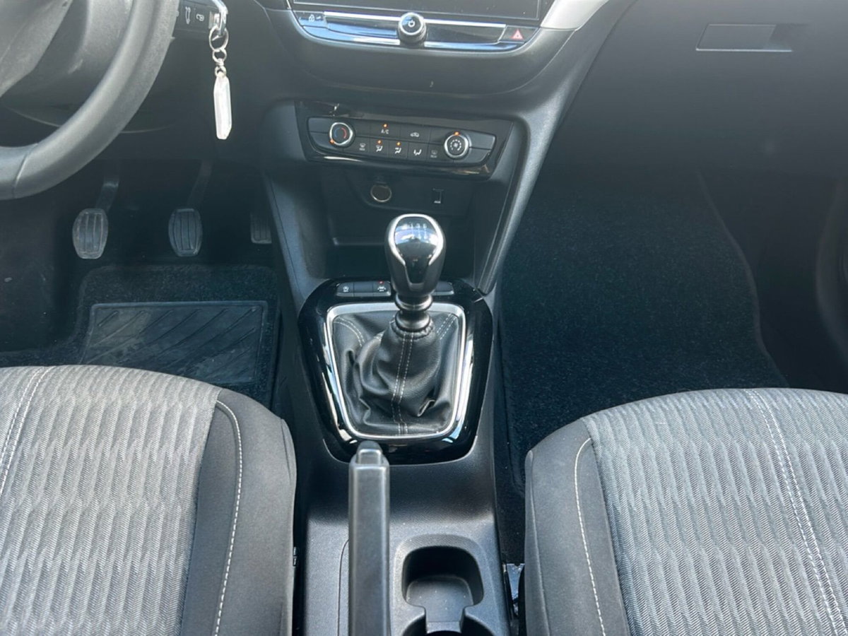 Opel Corsa 1.5 D 100 CV Edition (13)