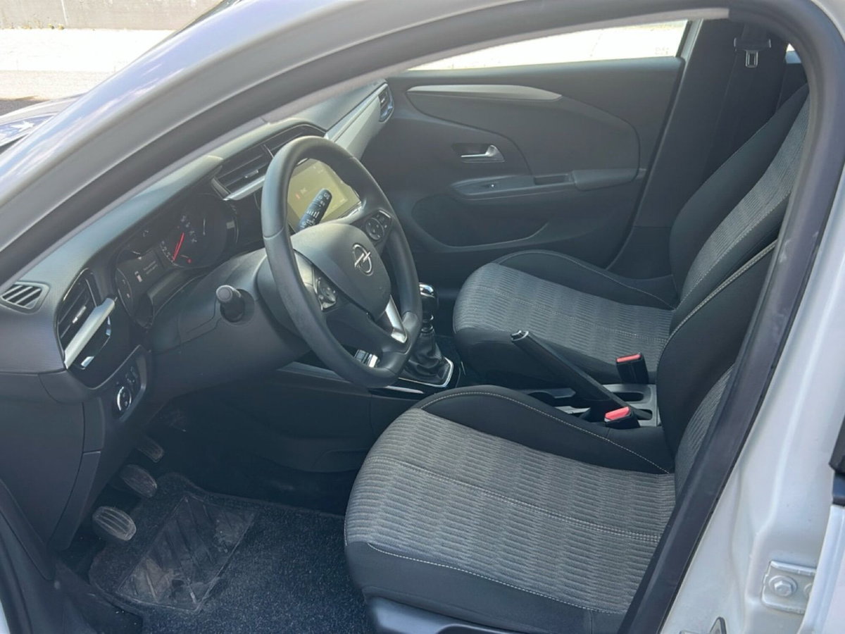 Opel Corsa 1.5 D 100 CV Edition (9)