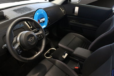 MINI Mini Countryman 2.0 48V D Classic auto (12)