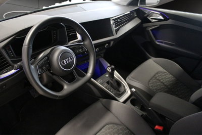 Audi A1 Sportback 30 TFSI S tronic Identity Black (11)
