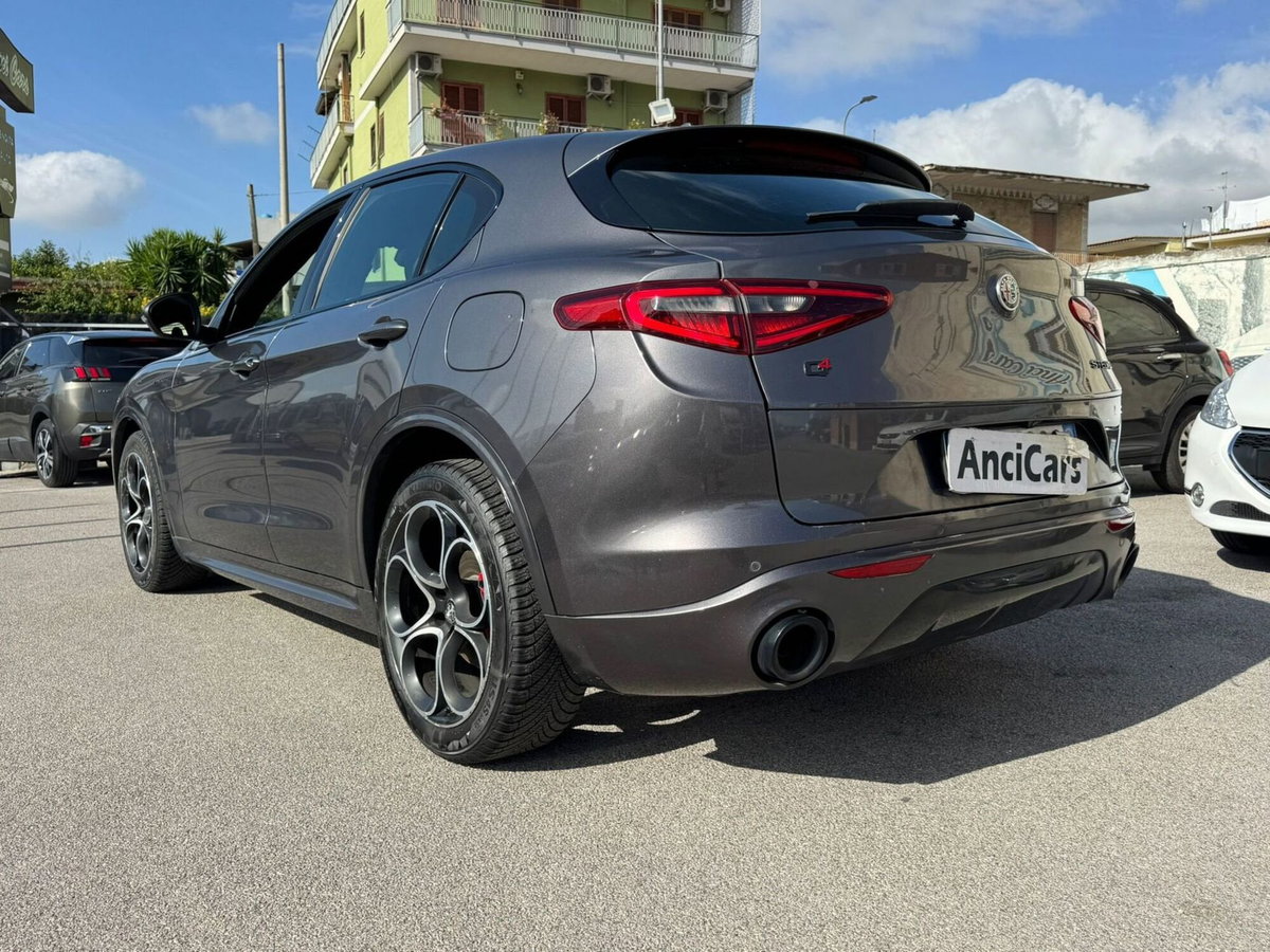 Alfa Romeo Stelvio Stelvio 2.2 Turbodiesel 210 CV AT8 Q4 Veloce (16)