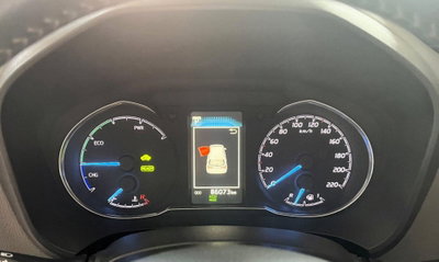 Toyota Yaris 1.5 Hybrid 5 porte Style (15)