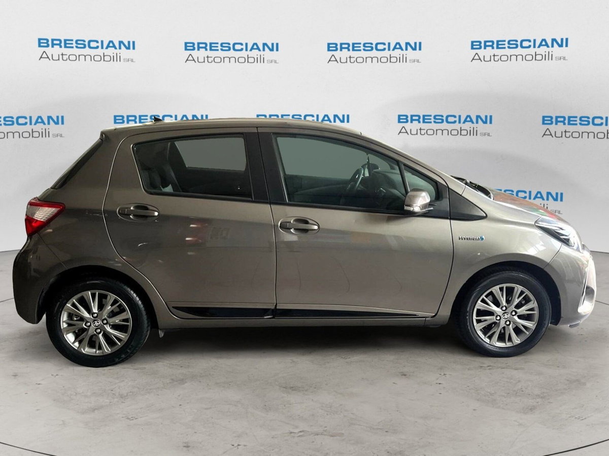 Toyota Yaris 1.5 Hybrid 5 porte Style (3)