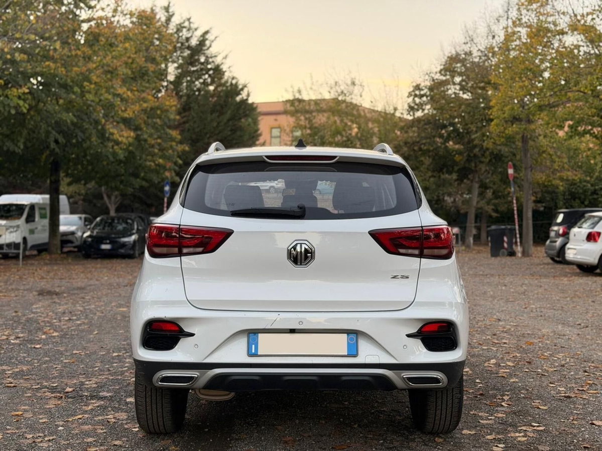 Mg ZS 1.5 Classic Luxury (5)