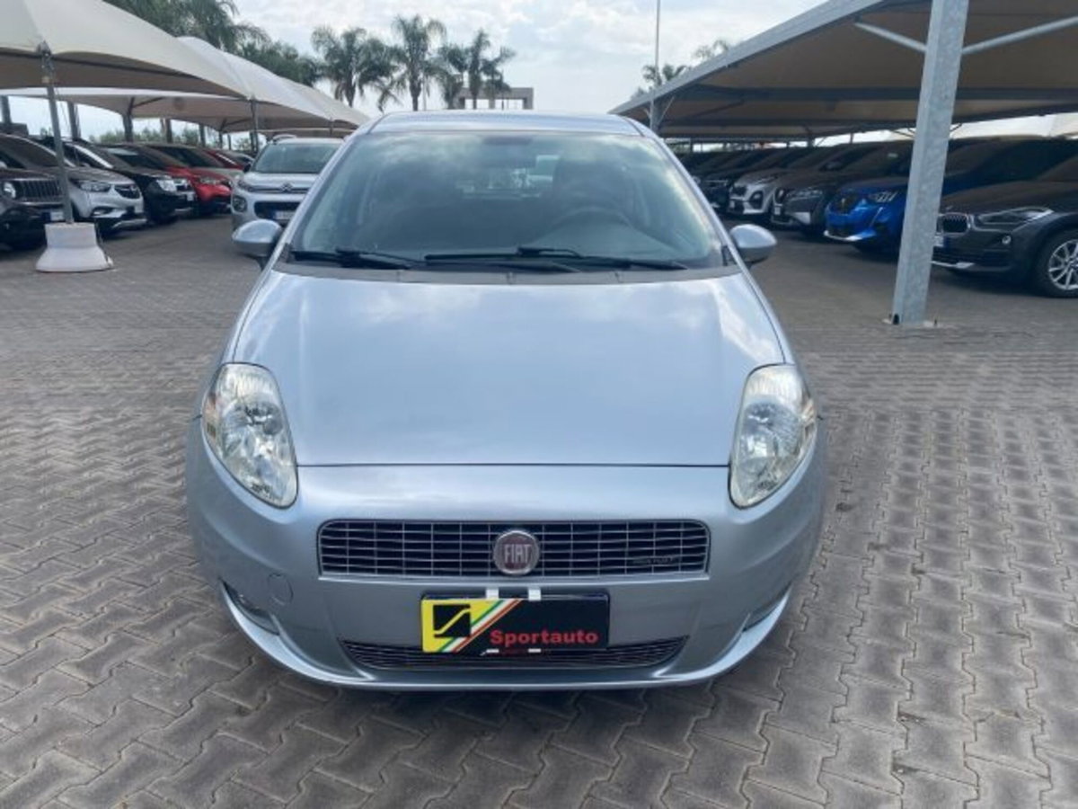 Fiat Grande Punto 1.3 MJT 90 CV 5 porte Dynamic (14)