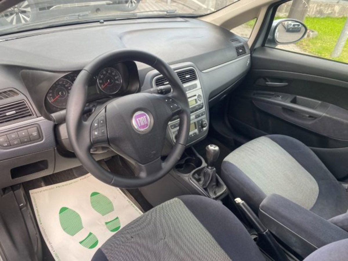 Fiat Grande Punto 1.3 MJT 90 CV 5 porte Dynamic (5)