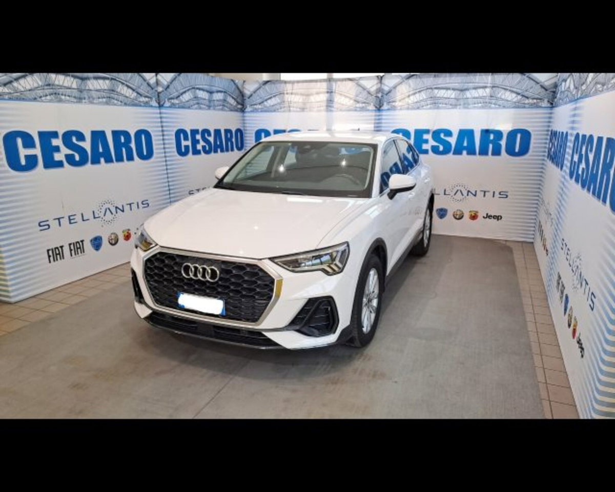 Audi Q3 Sportback 2.0 tdi Business 150cv s-tronic (2)