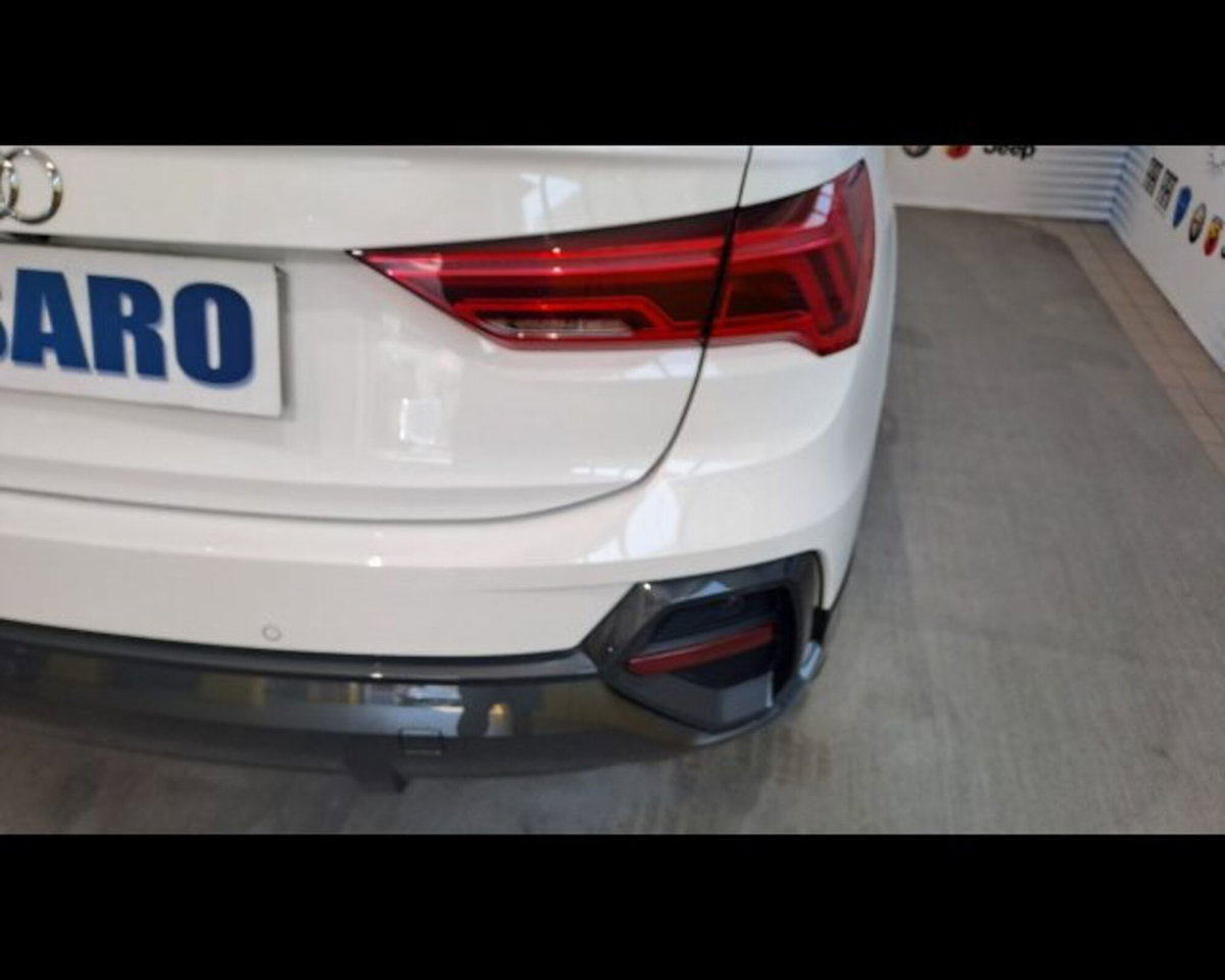 Audi Q3 Sportback 2.0 tdi Business 150cv s-tronic (20)