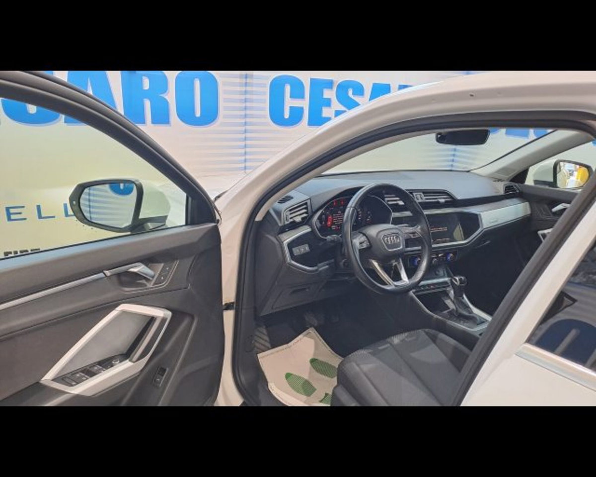 Audi Q3 Sportback 2.0 tdi Business 150cv s-tronic (5)