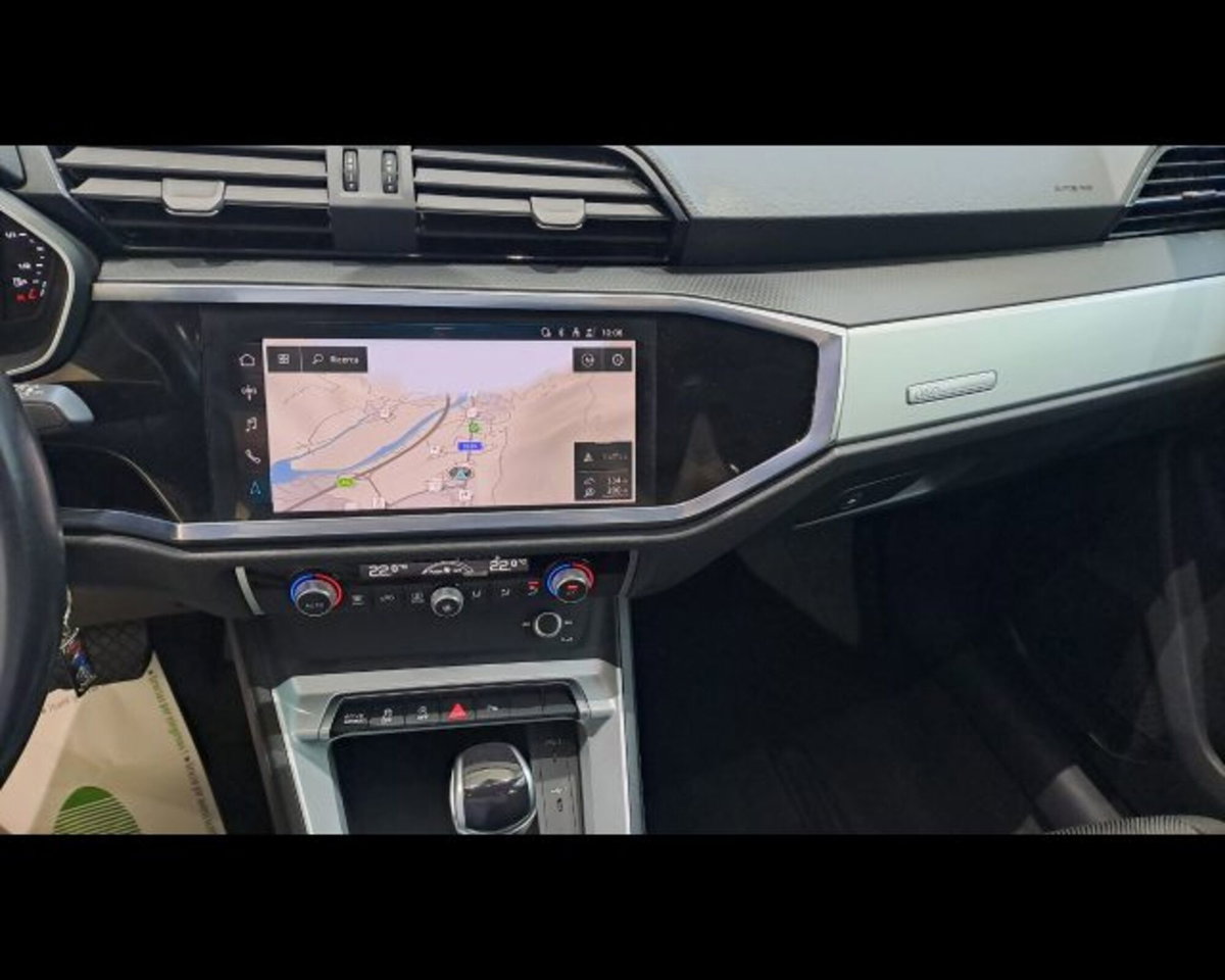 Audi Q3 Sportback 2.0 tdi Business 150cv s-tronic (8)