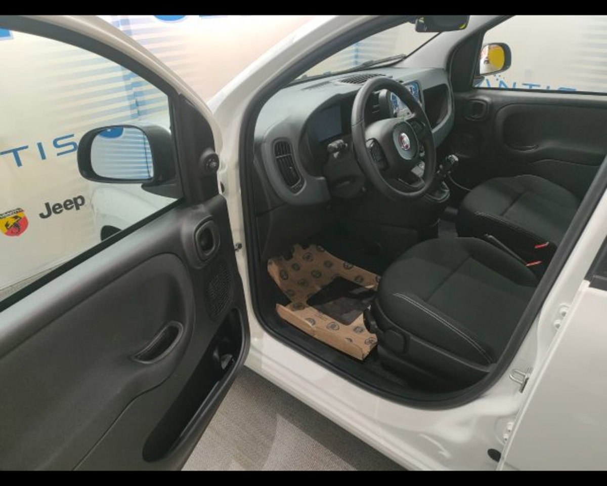 Fiat Panda 1.0 firefly hybrid s&s 70cv 5p.ti (14)