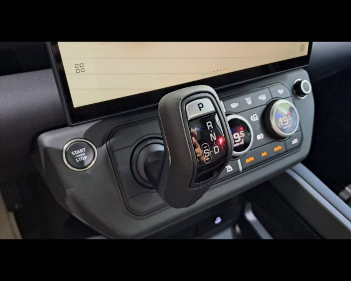 Land Rover Defender 110 3.0d mhev X-Dynamic SE awd 250cv auto 7p.ti (16)