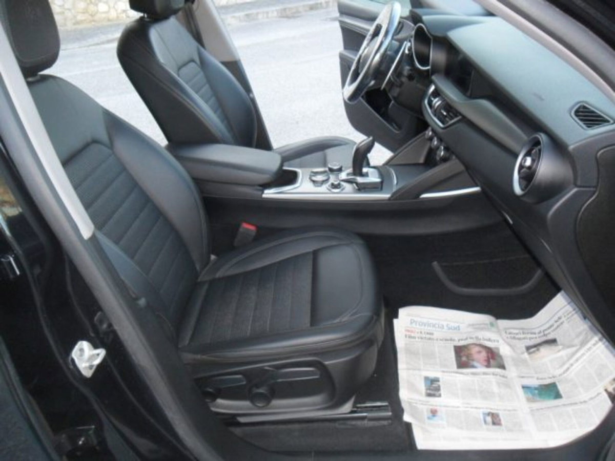 Alfa Romeo Stelvio Stelvio 2.2 Turbodiesel 190 CV AT8 RWD Business (11)