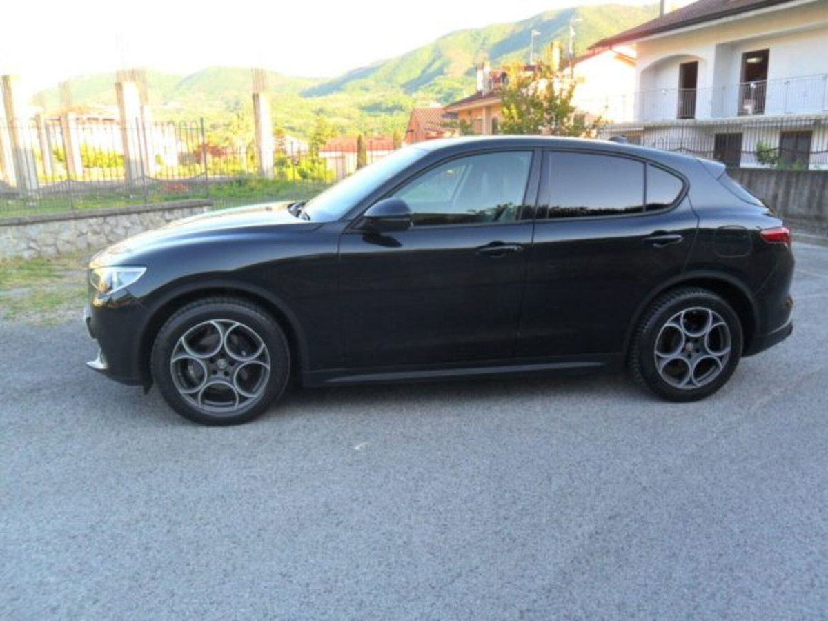 Alfa Romeo Stelvio Stelvio 2.2 Turbodiesel 190 CV AT8 RWD Business (3)
