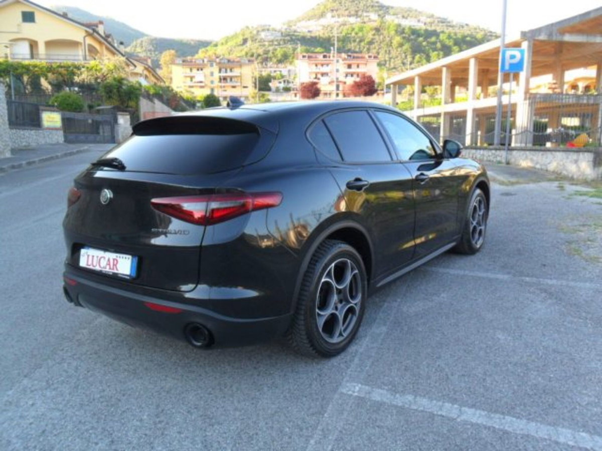 Alfa Romeo Stelvio Stelvio 2.2 Turbodiesel 190 CV AT8 RWD Business (5)