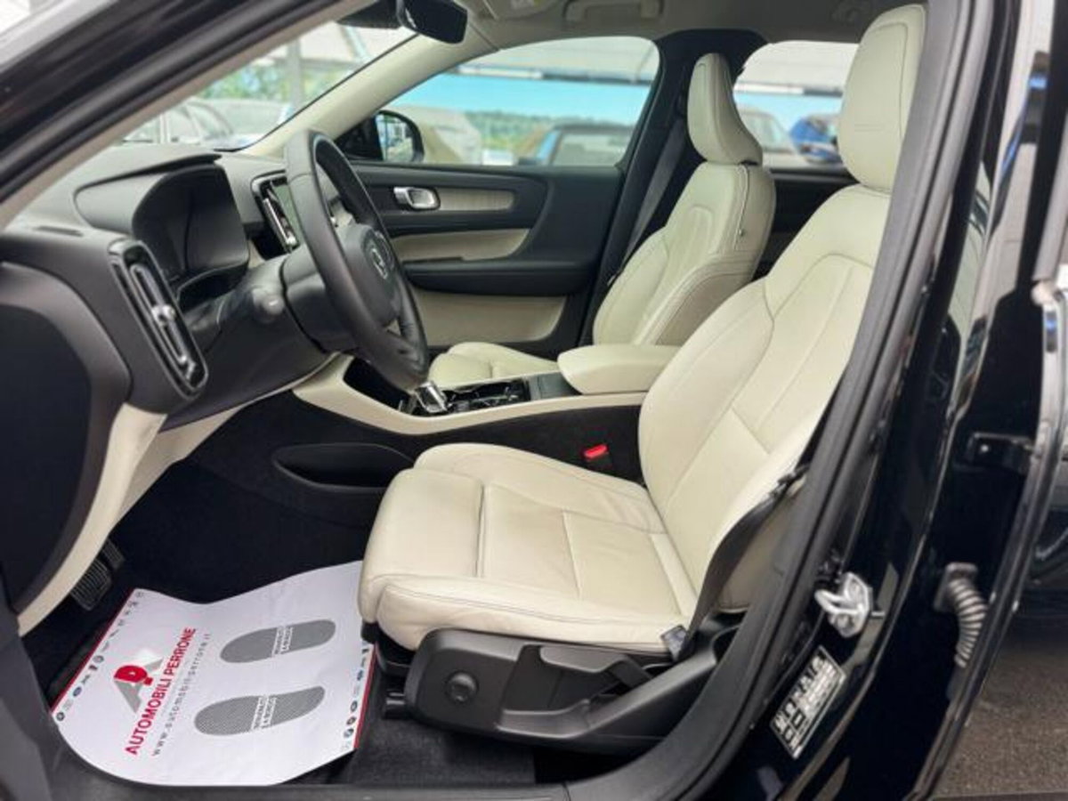 Volvo XC40 D3 Geartronic Inscription (6)