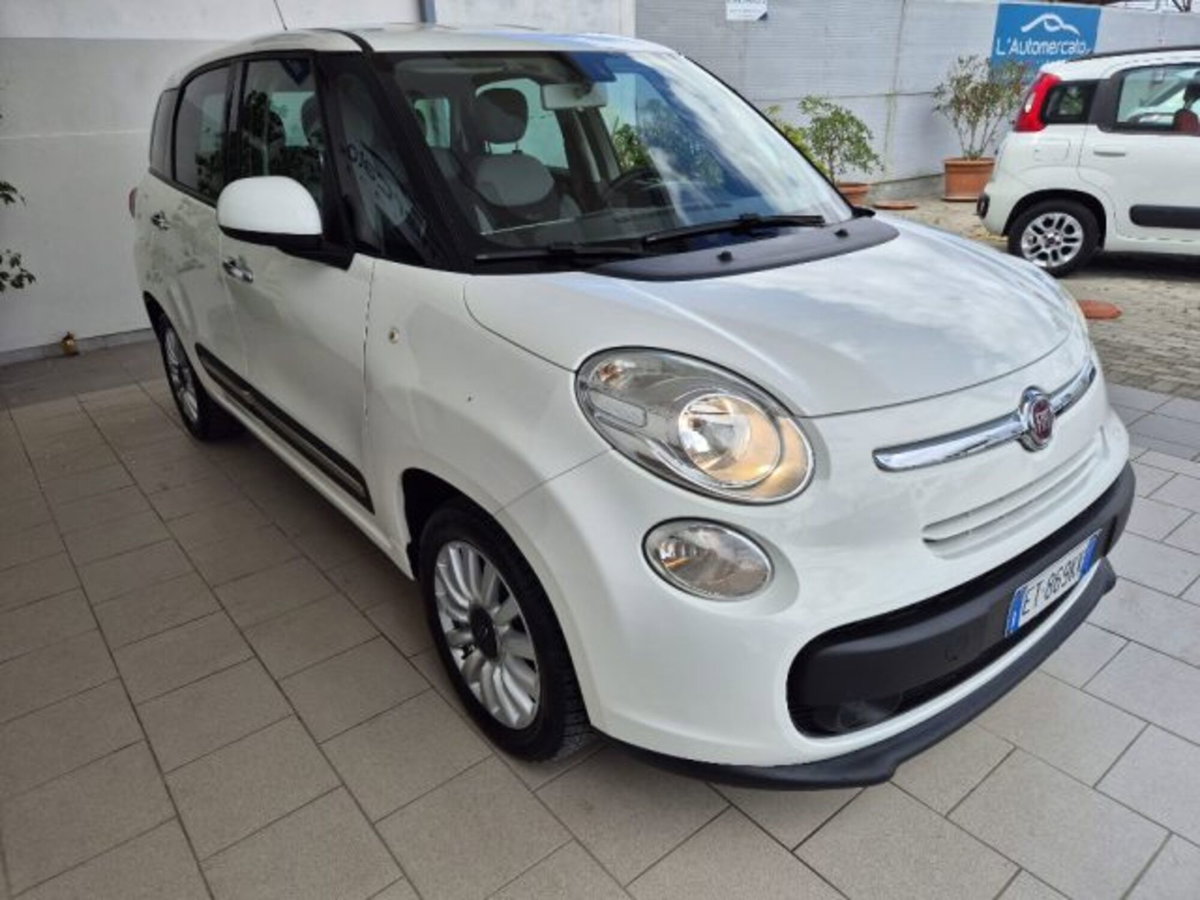 Fiat 500L Living 1.6 Multijet 120 CV Lounge (3)