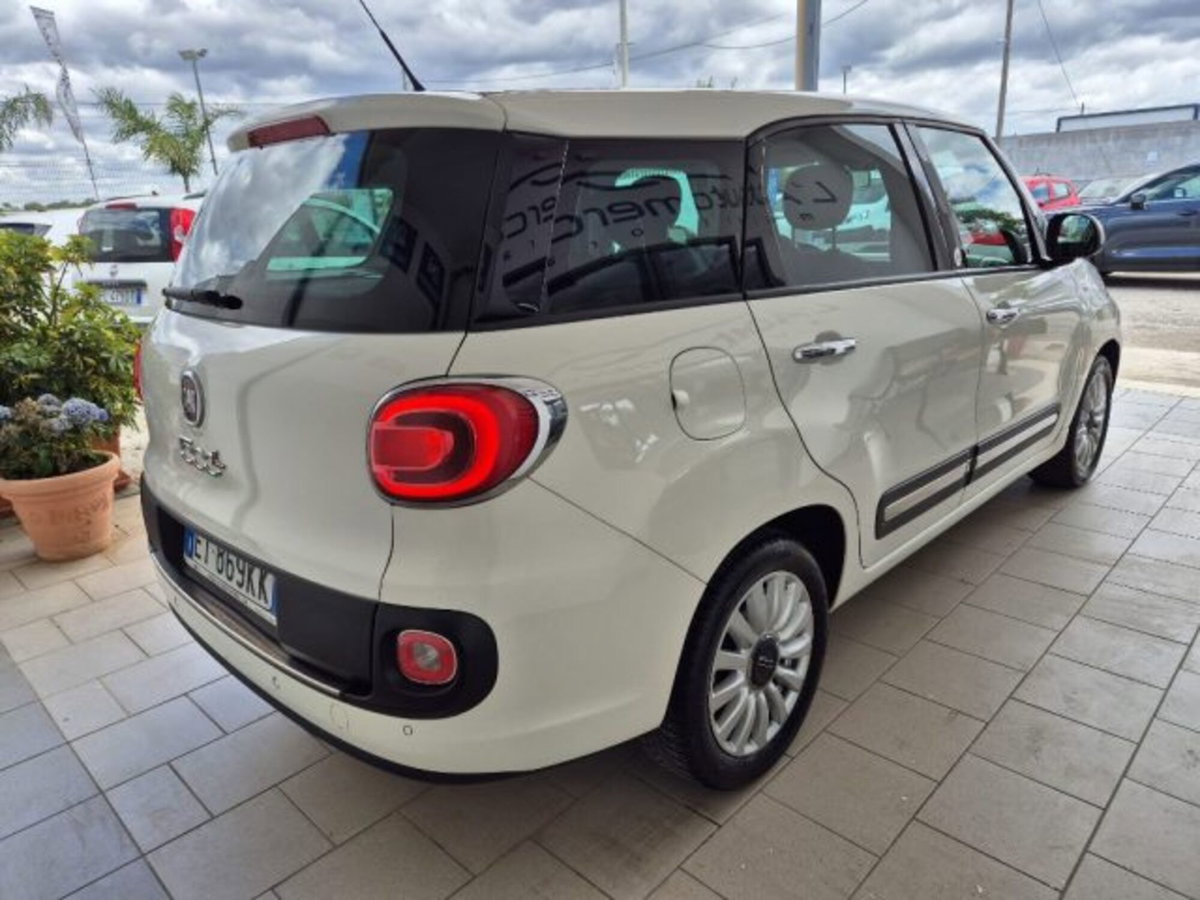 Fiat 500L Living 1.6 Multijet 120 CV Lounge (4)