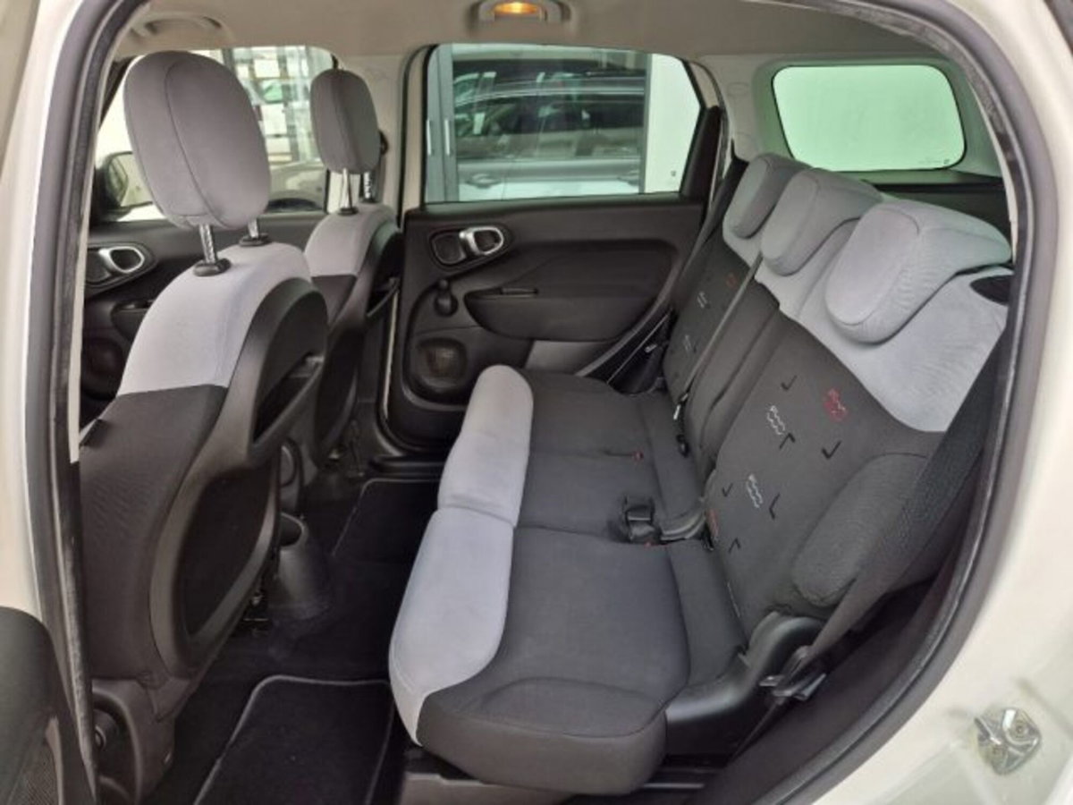 Fiat 500L Living 1.6 Multijet 105 CV Lounge (9)