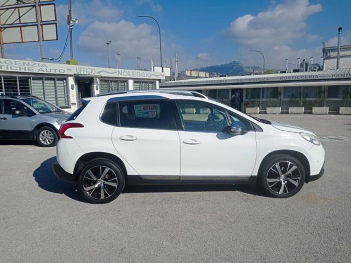 Peugeot 2008 e-HDi 92 CV Stop&Start ETG6 Allure (3)