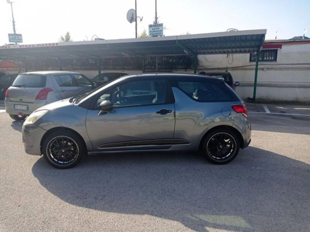 Ds DS 3 Coupé DS 3 1.4 HDi 70 Just Black (2)