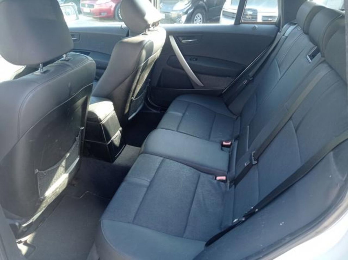 BMW X3 2.0d cat Futura (6)