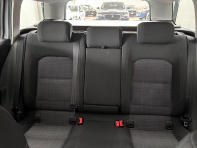 Volkswagen Passat Variant 2.0 TDI SCR EVO DSG Business (15)