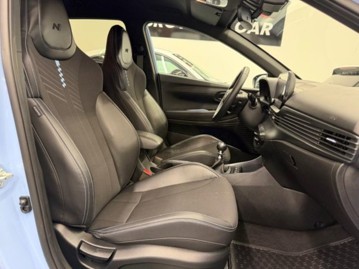 Hyundai i20 1.6 T-GDI MT N-Performance (9)