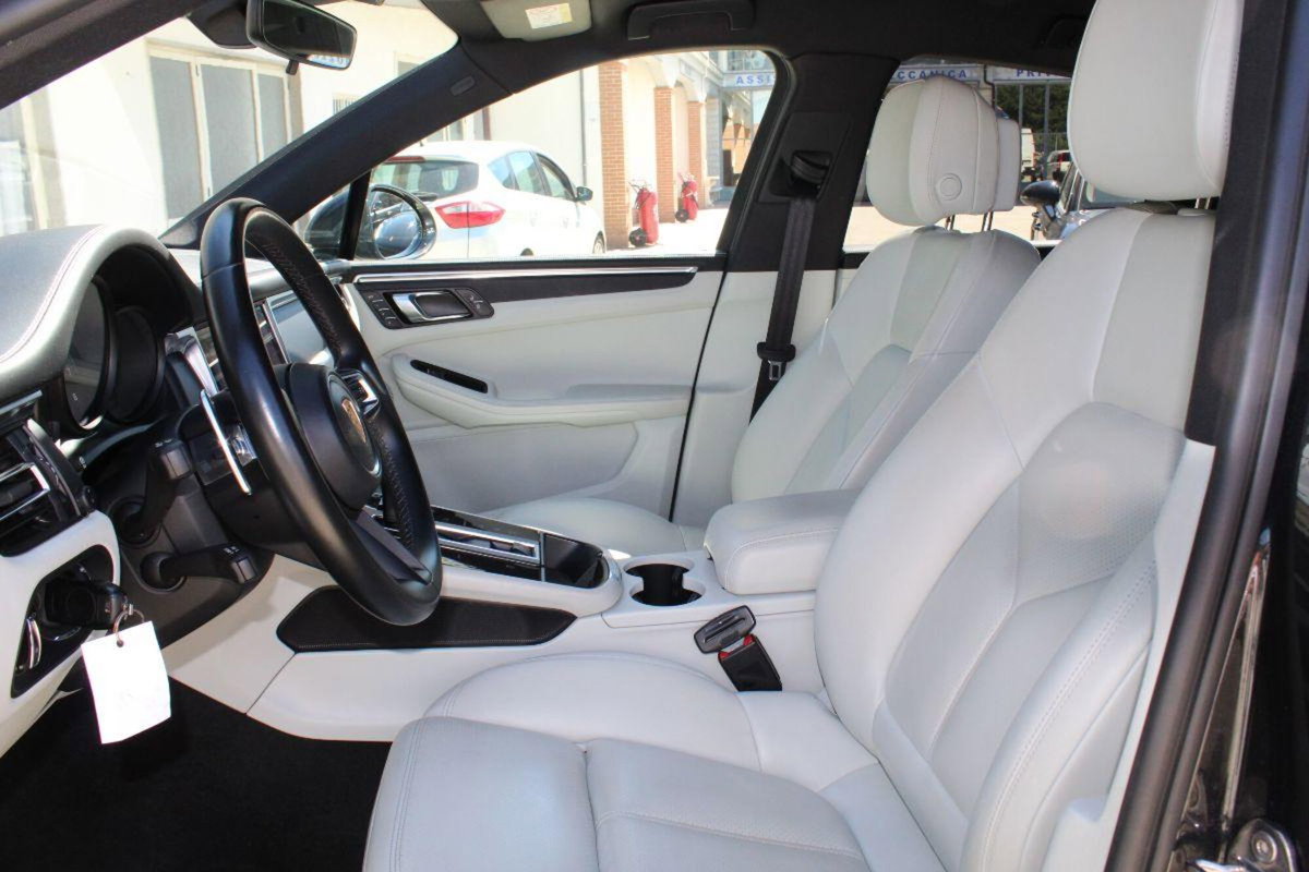 Porsche Macan 2.0 (10)