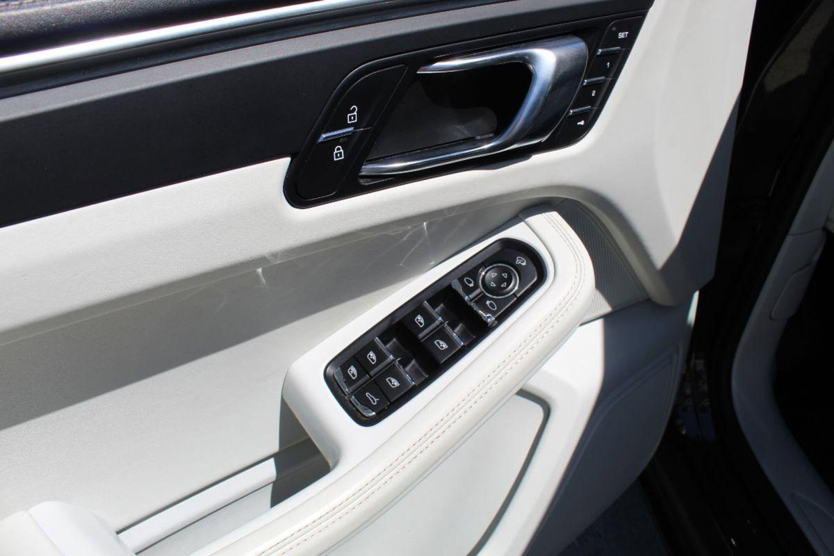 Porsche Macan 2.0 (9)