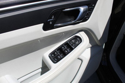 Porsche Macan 2.0 (9)