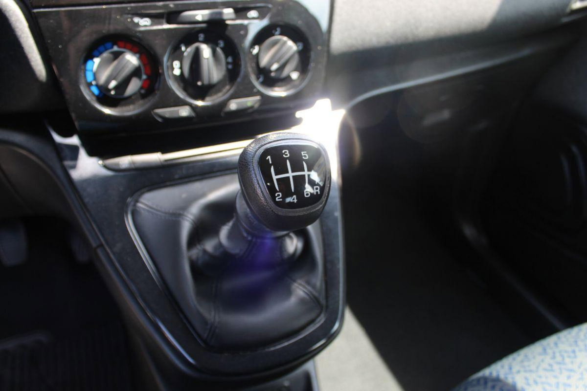 Lancia Ypsilon 1.0 FireFly 5 porte S&S Hybrid Ecochic Silver (17)