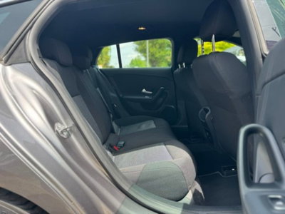 Mercedes-Benz CLA Shooting Brake 200 d Automatic Shooting Brake Business (16)