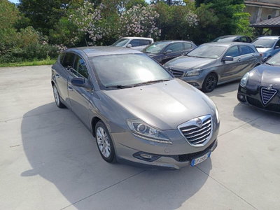 Lancia Delta 1.6 MJT DPF Gold (4)