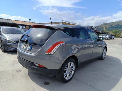 Lancia Delta 1.6 MJT DPF Gold (7)