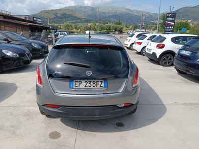 Lancia Delta 1.6 MJT DPF Gold (8)