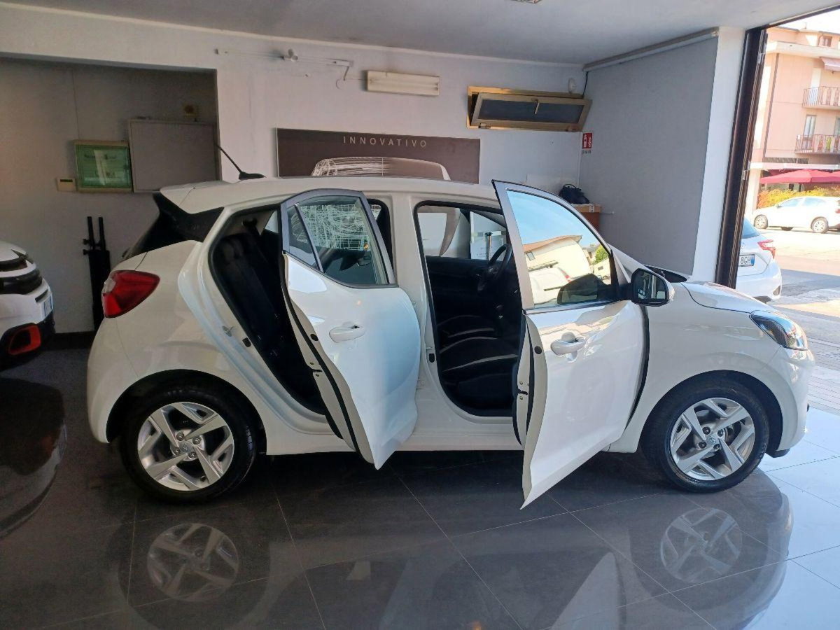 Hyundai i10 1.0 MPI Connectline (10)