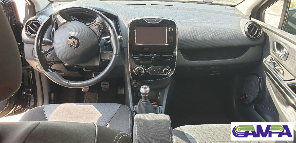 Renault Clio 1.5 dCi 90CV 5 porte Dynamique (6)