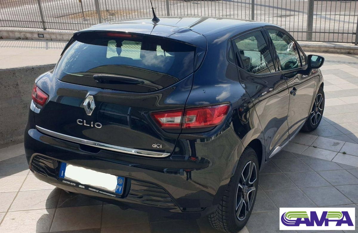 Renault Clio 1.5 dCi 90CV 5 porte Dynamique (9)