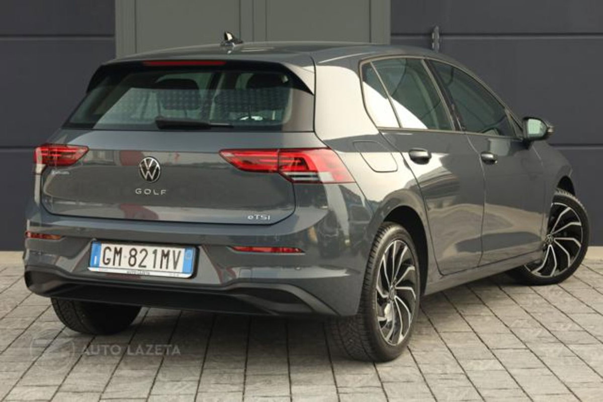 Volkswagen Golf Variant 1.0 eTSI EVO DSG Life (4)
