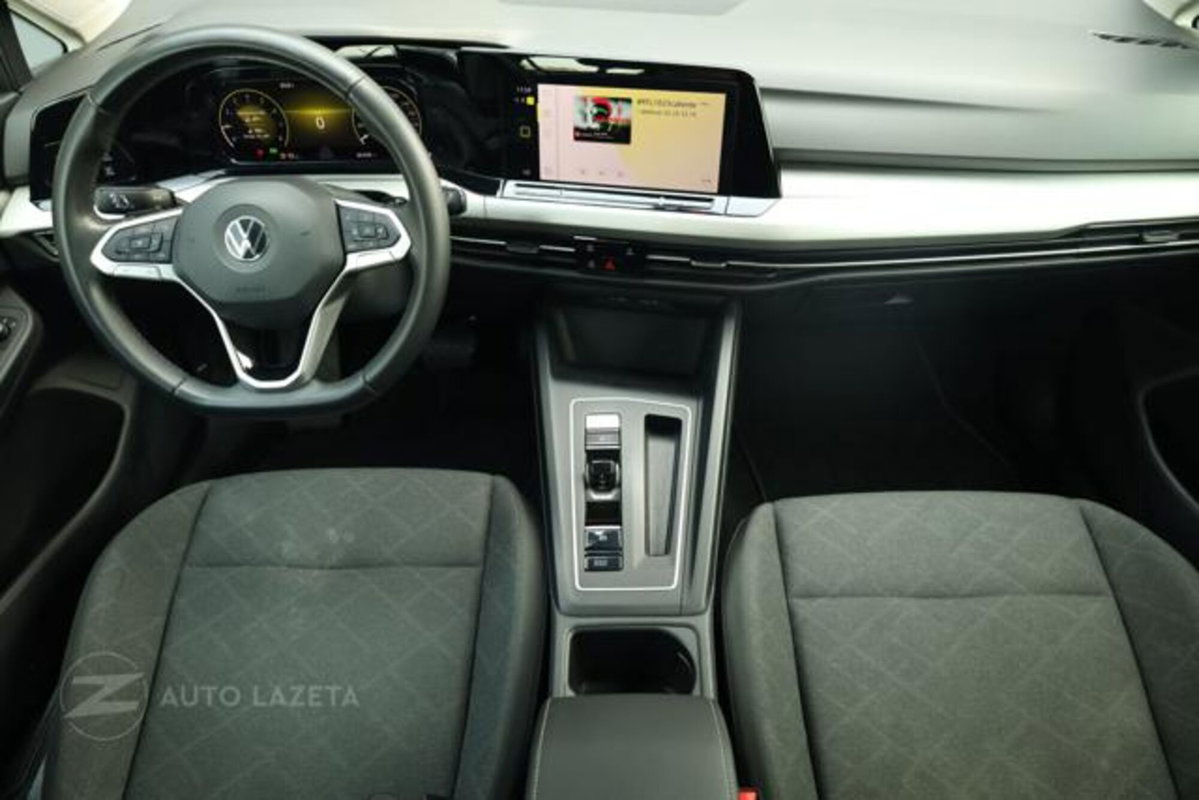 Volkswagen Golf Variant 1.0 eTSI EVO DSG Life (5)