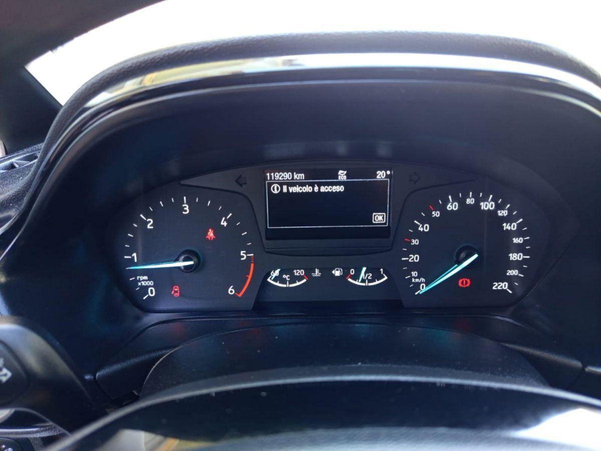 Ford Fiesta 1.5 EcoBlue 5 porte Business High (16)