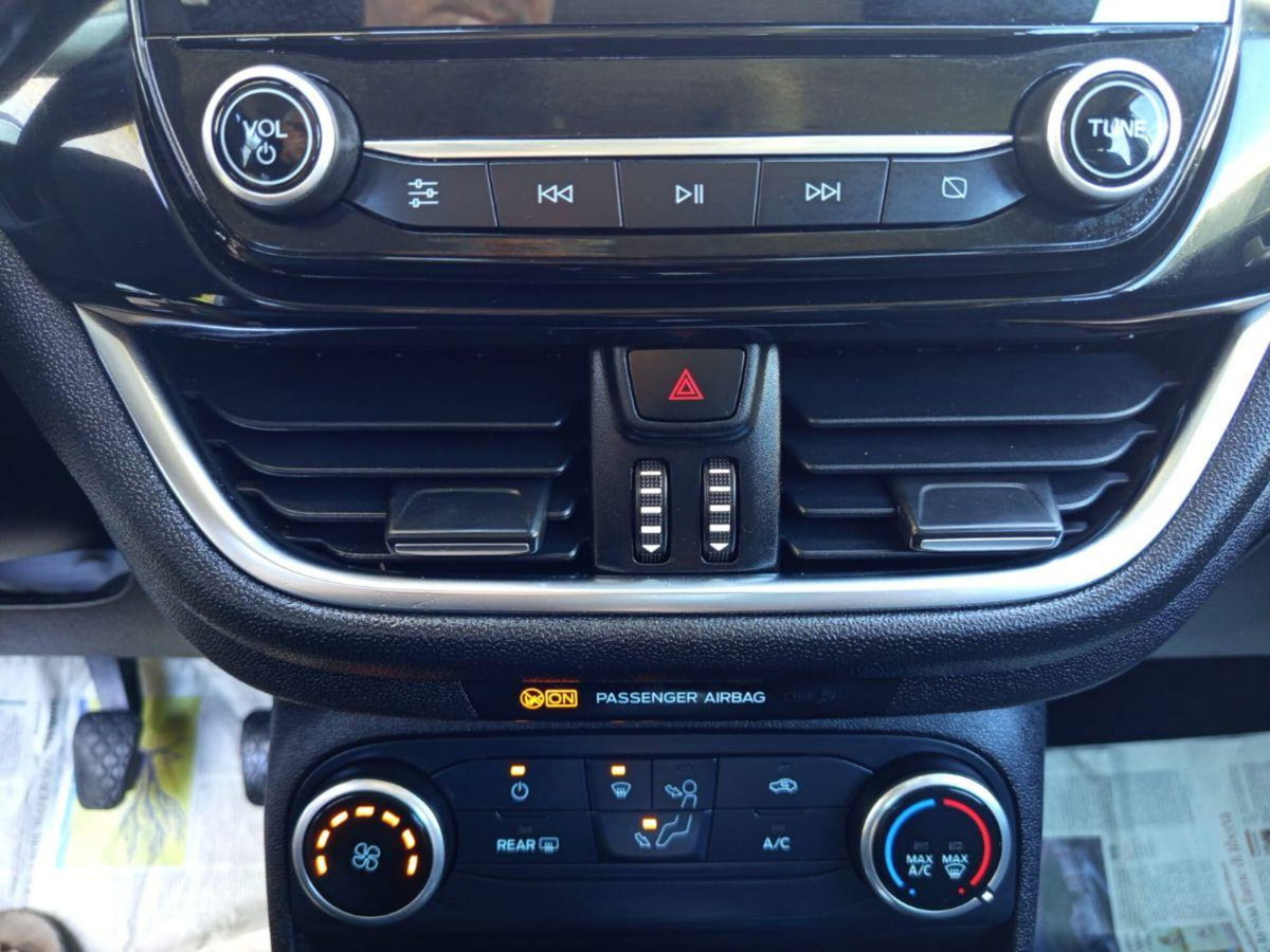 Ford Fiesta 1.5 EcoBlue 5 porte Business High (19)