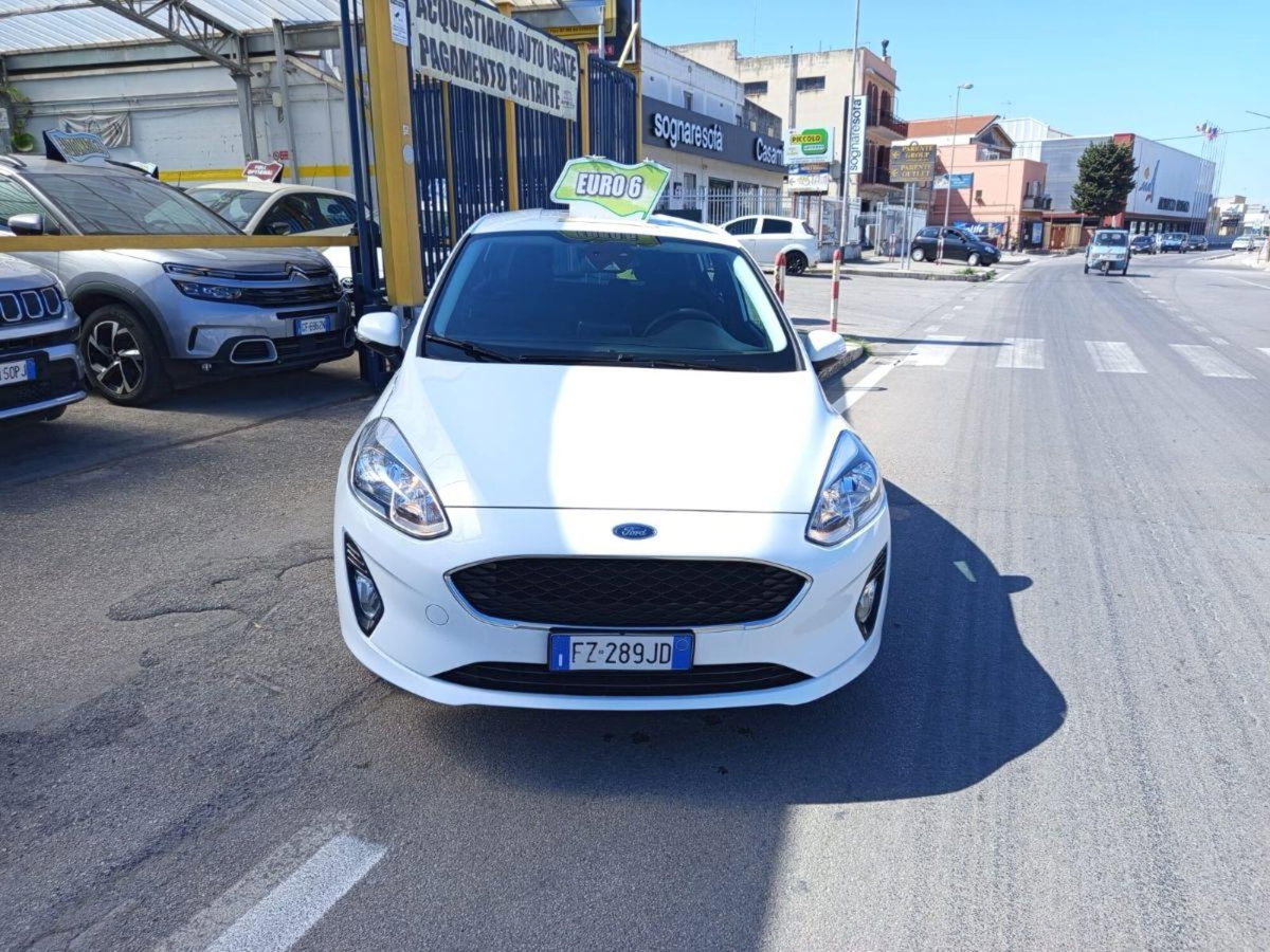 Ford Fiesta 1.5 EcoBlue 5 porte Business High (2)