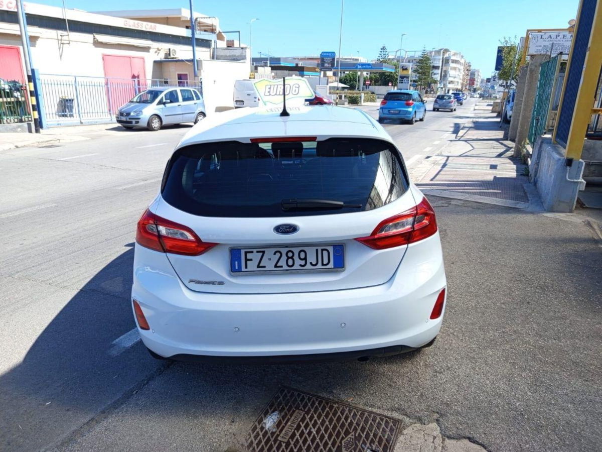 Ford Fiesta 1.5 EcoBlue 5 porte Business High (7)