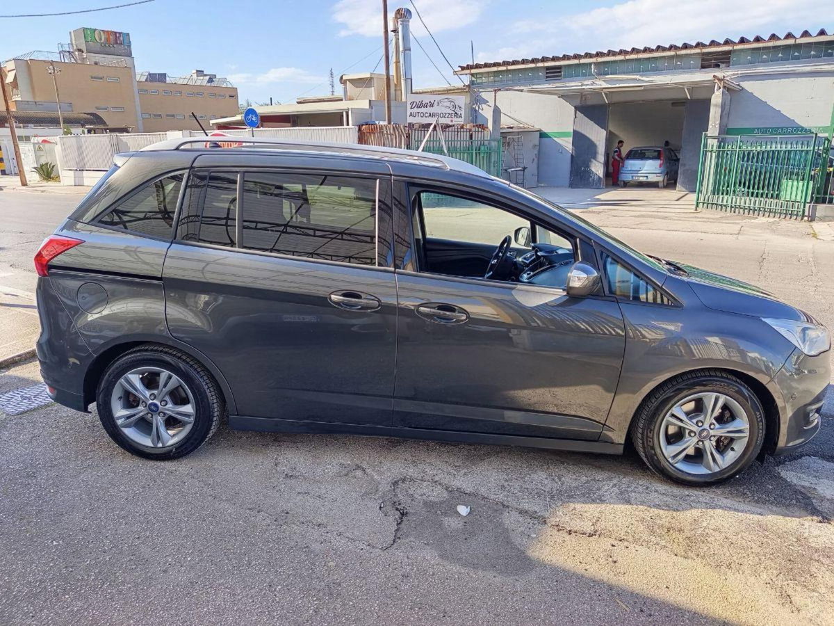 Ford C-Max 1.5 TDCi 120CV Start&Stop Business N1 (5)